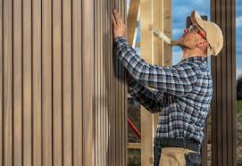 How To Choose The Right Materials for Your Siding Installation in 'South Alamo, TX